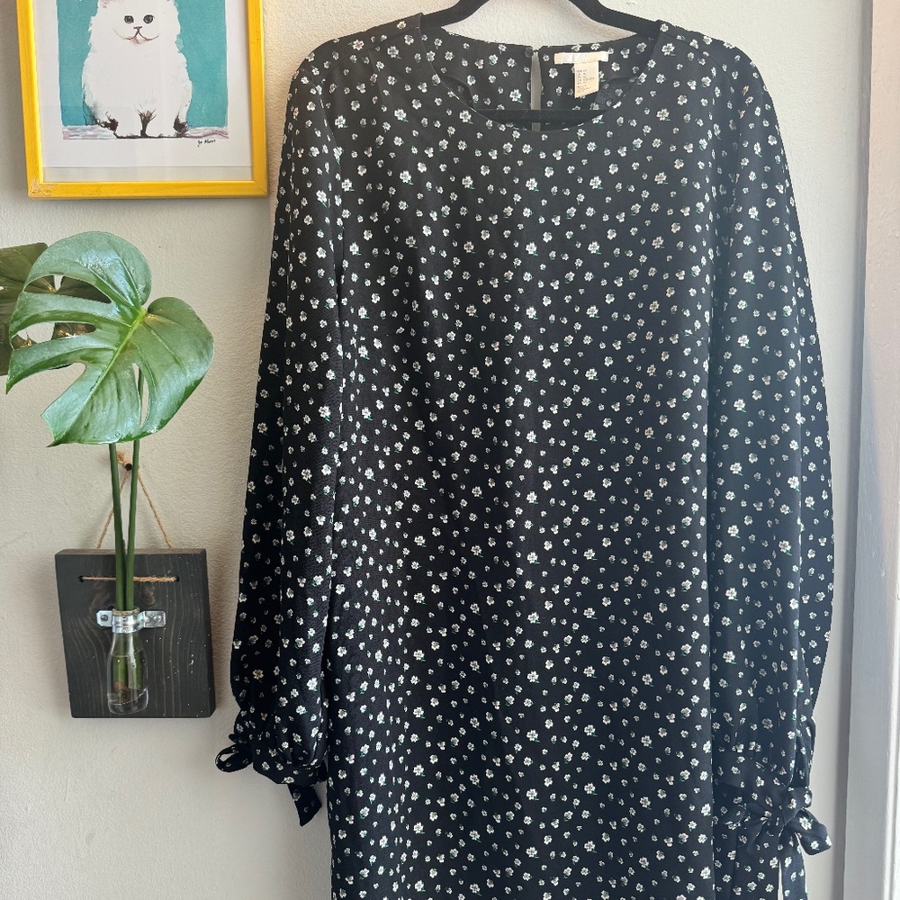 cute floral dress 🪴